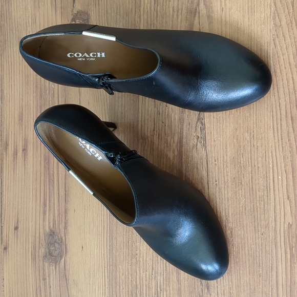 COACH - Seneca Heel Bootie - Picture 1 of 8